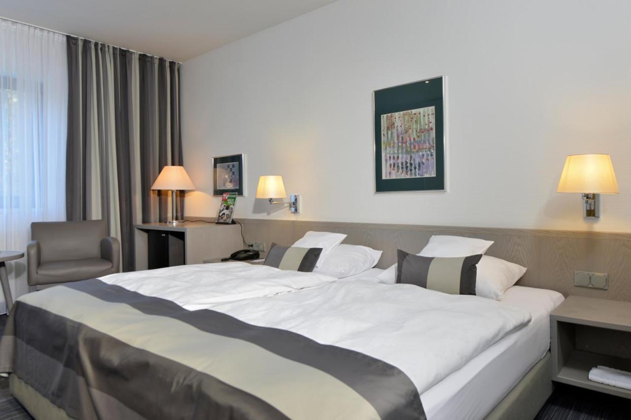 Spiegel 4* Köln